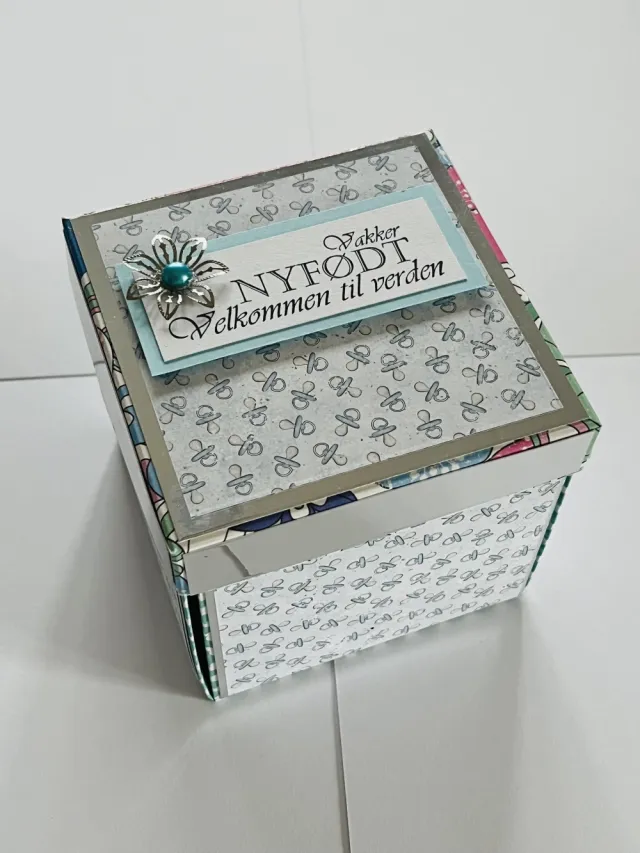 Nyfødt gaveboks