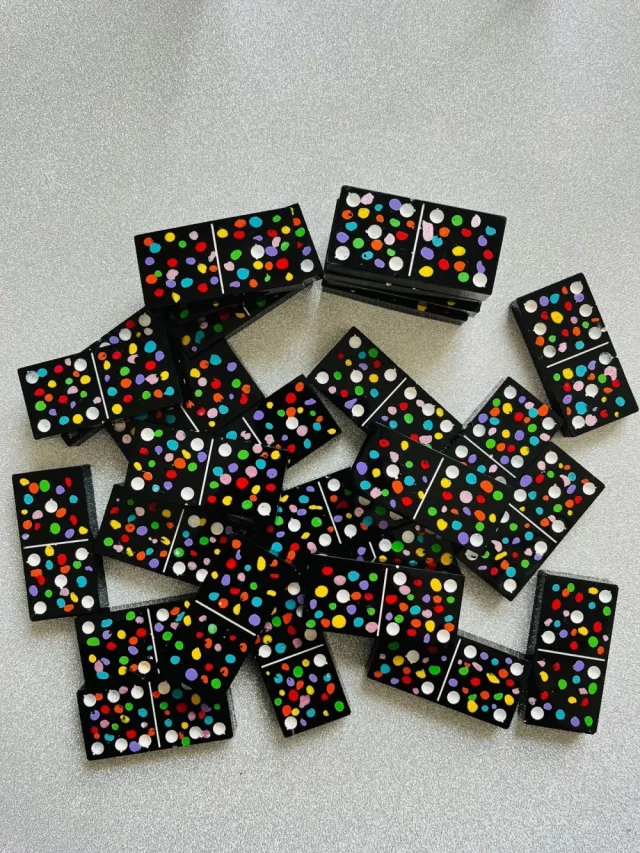 Dominobrikker